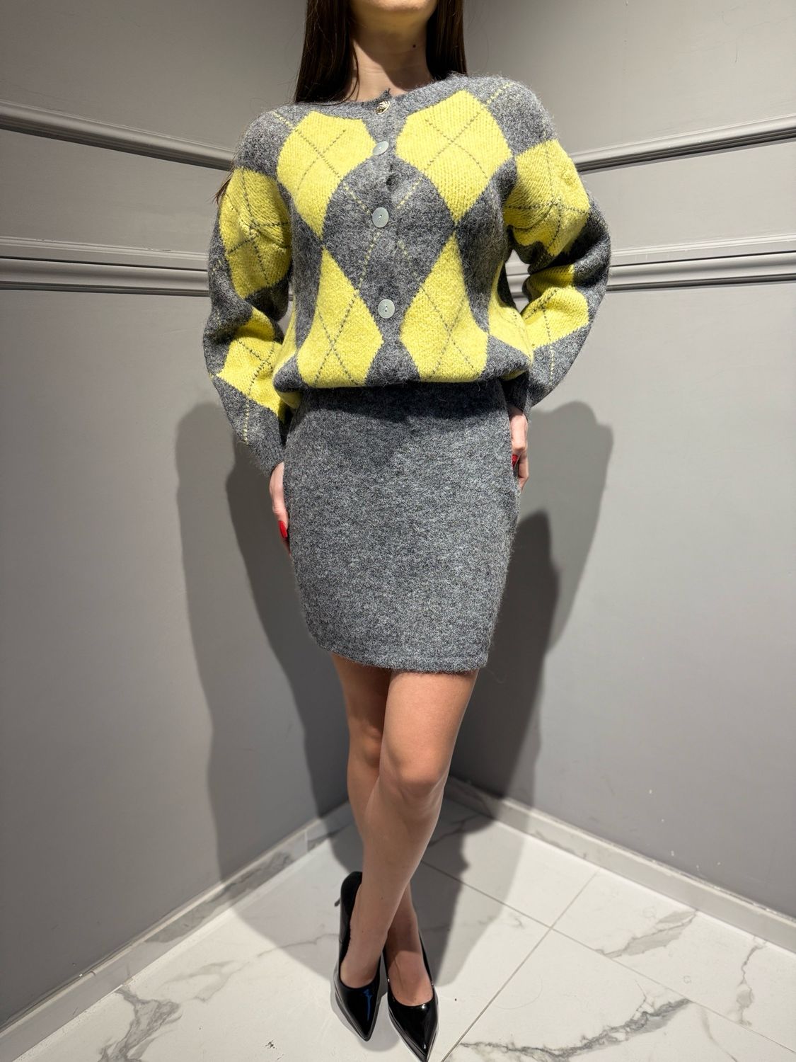 VICOLO - set giacchino+gonna in maglia a rombi 55260F giallo/grigio