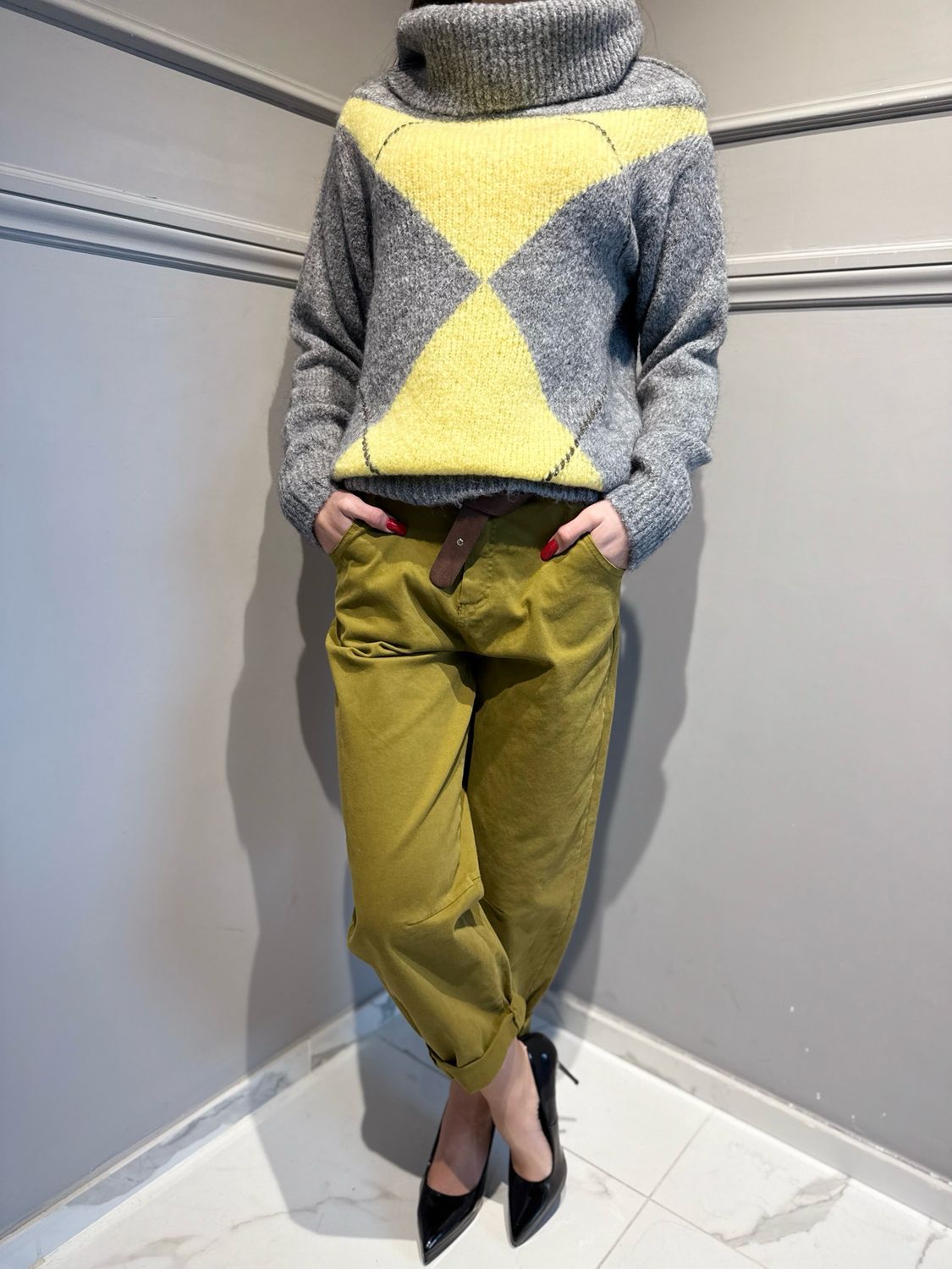 MOTEL - pantalone in fustagno elasticizzato a ovetto PA5047/I25PR verde militare