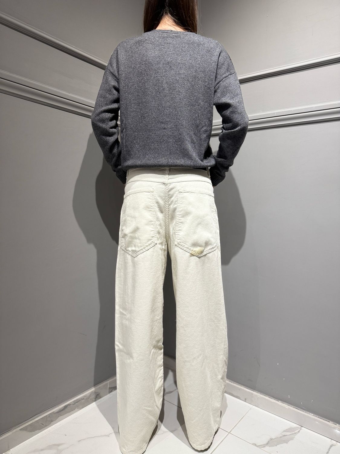 TENSIONE IN - pantalone in velluto a coste a palazzo GIUSI velvet latte