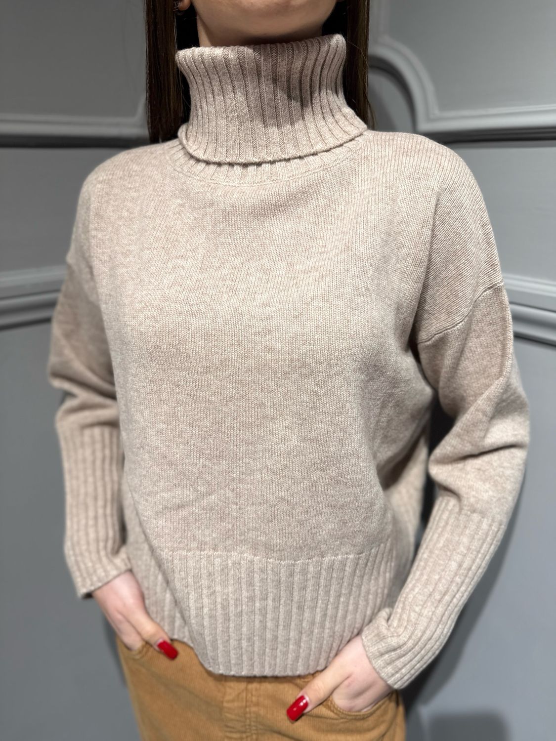 TENSIONE IN -maglia a dolcevita in pura lana over WL938-7AI25 castoro TENSIONE IN -maglia a dolcevita in pura lana over WL938-7AI25 castoro