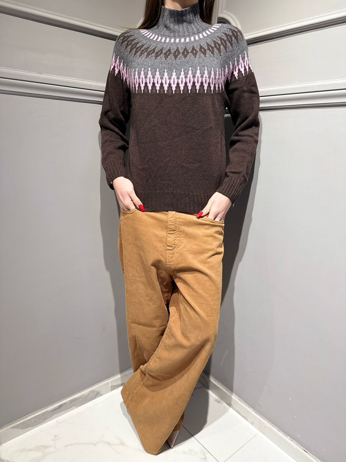 MOTEL - maglia girocollo D78959 moro/grigio/rosa MOTEL - maglia girocollo D78959 moro/grigio/rosa