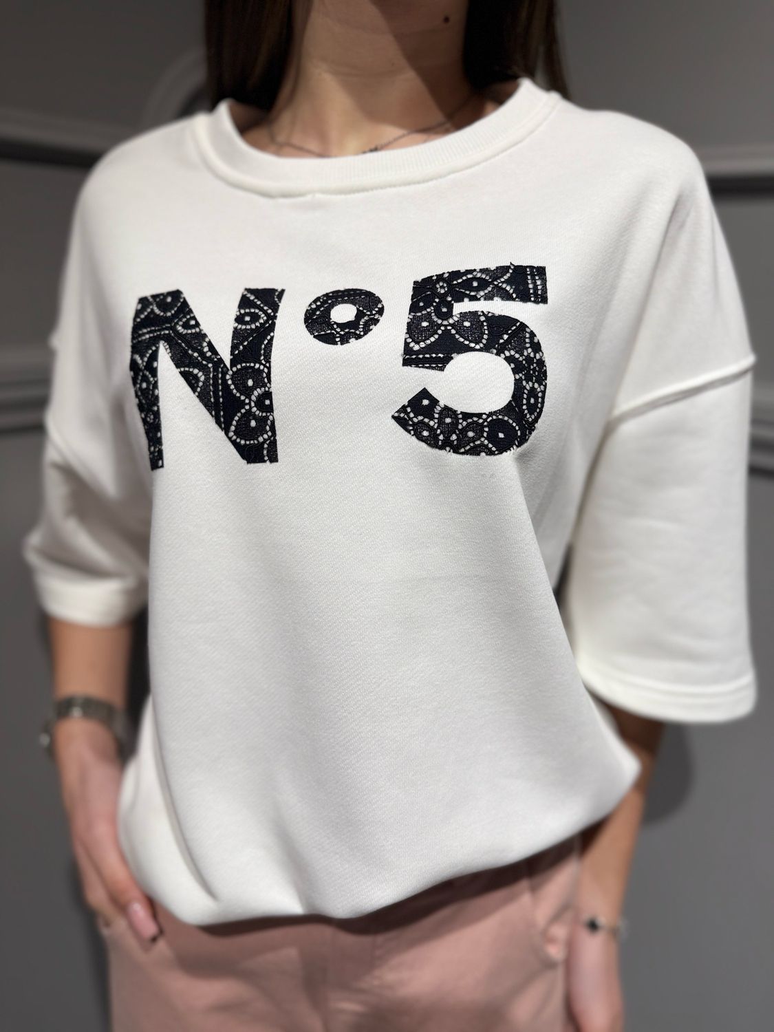 TENSIONE IN - felpa numero 5 26M3716 bianco/nero