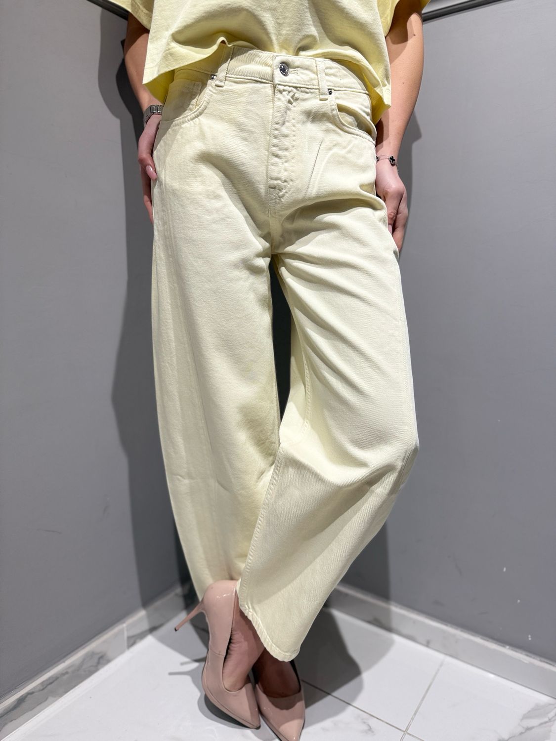 VICOLO - pantalone modello ovetto con spicchi CHIARA  DAB5150giallo