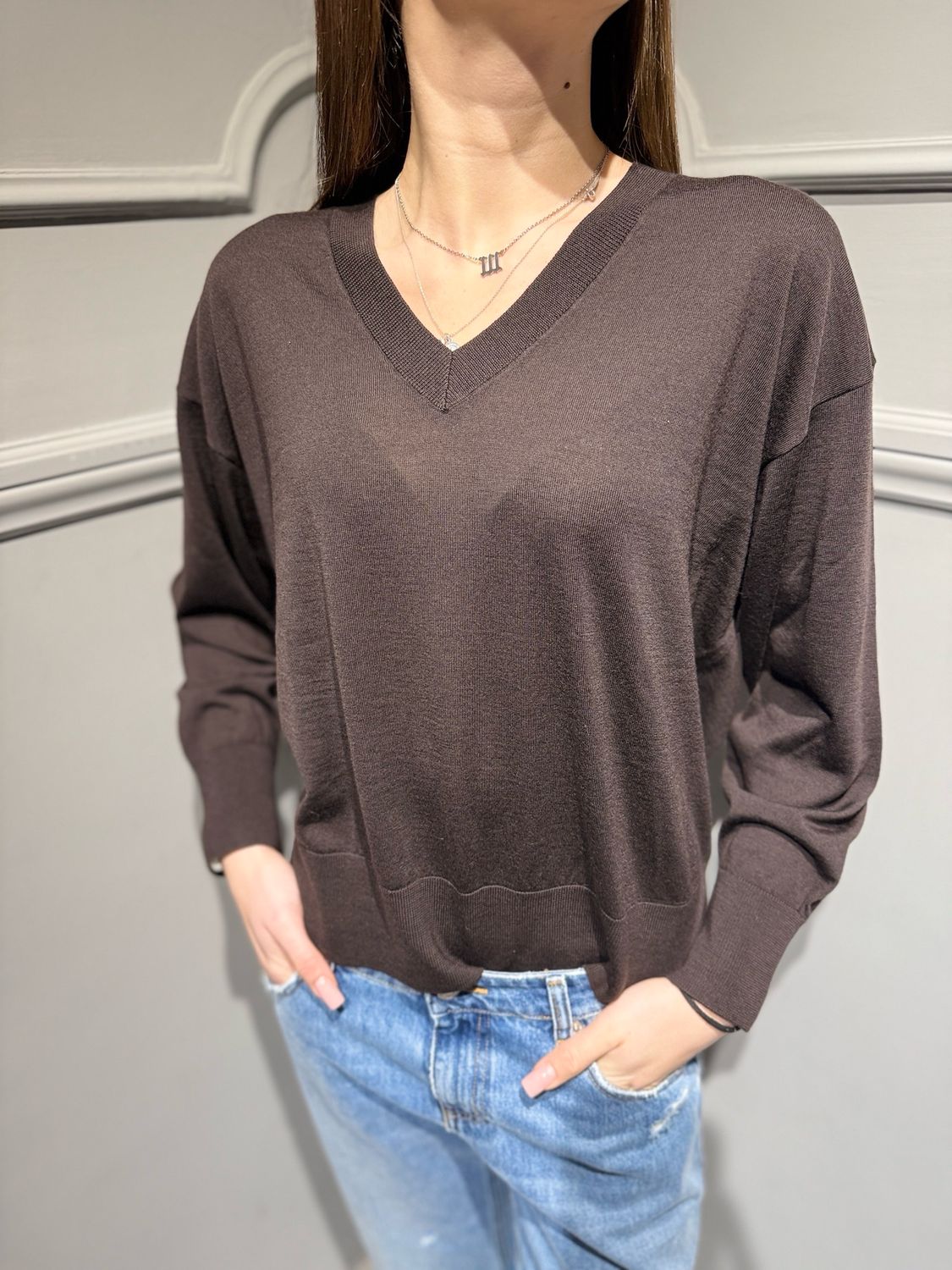 TENSIONE IN - maglia a V in pura lana MLN11 moro