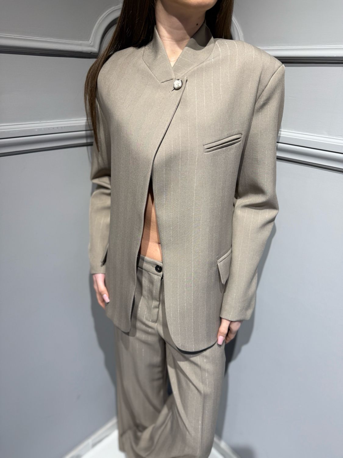 VICOLO - giacca collo alla coreana TAB0887 - Tortora