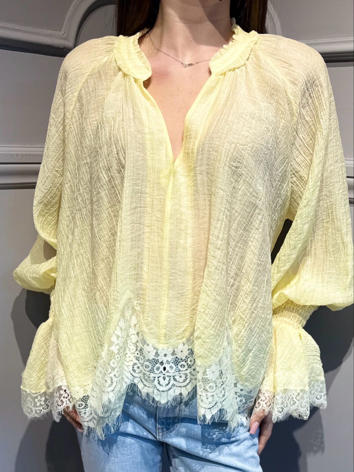 TENSIONE IN - camicia con pizzo S26C539 giallo