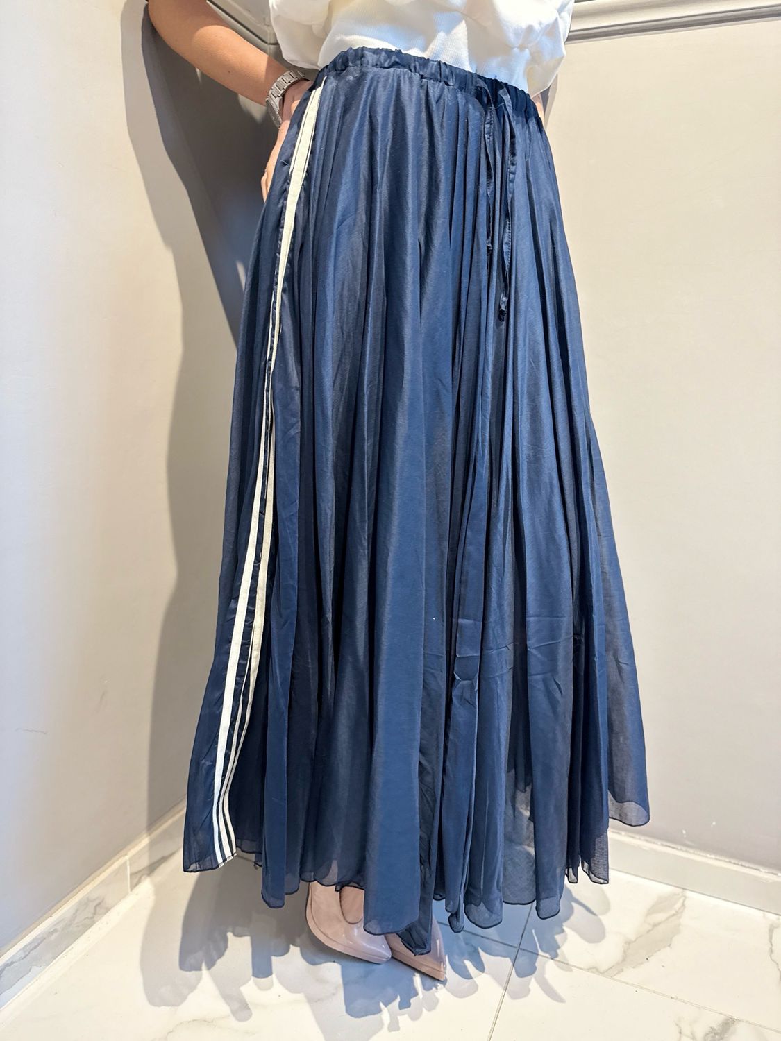 TENSIONE IN - gonna con elastico in vita e bande laterali 38616 blu