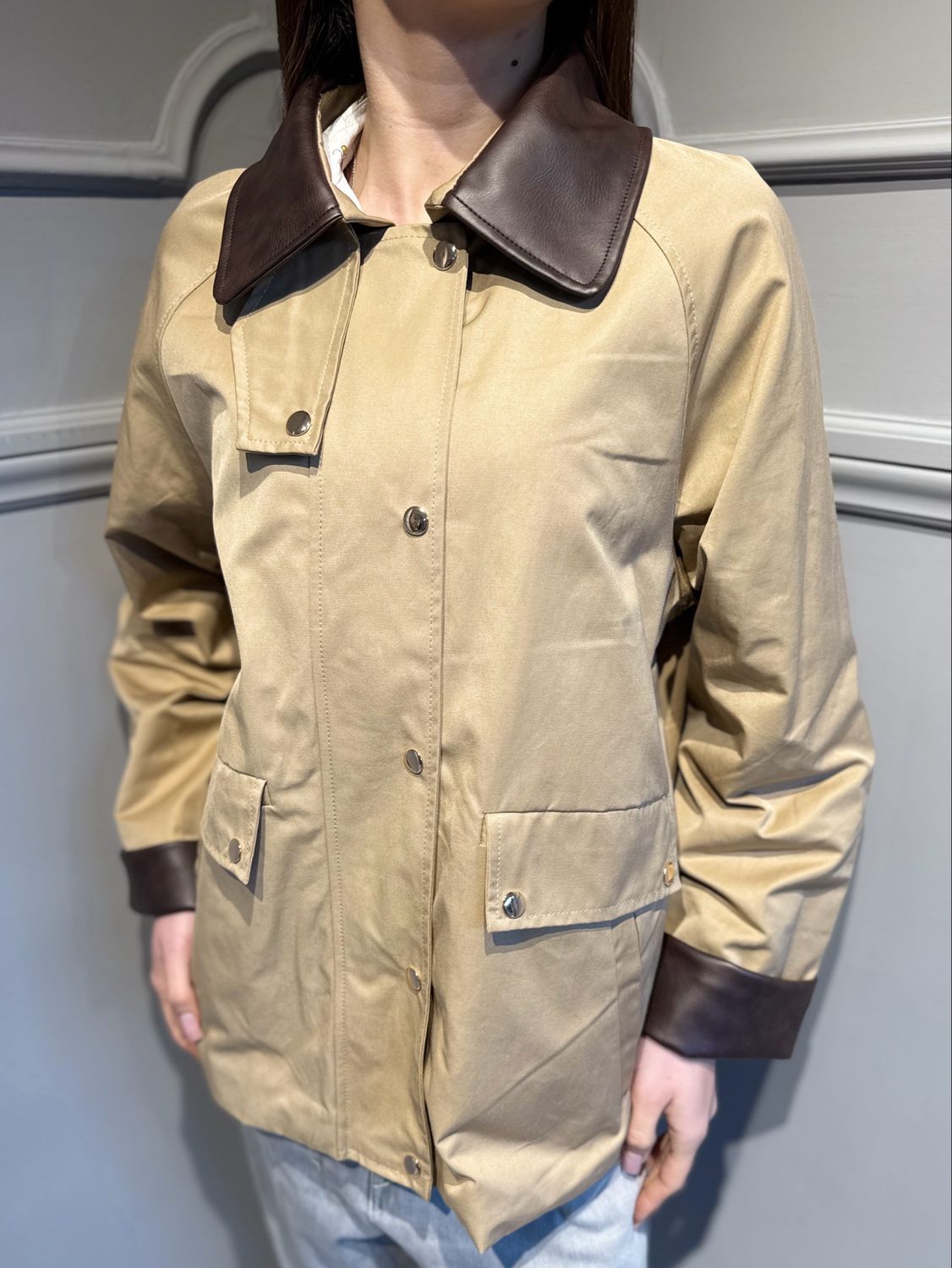 VICOLO - giacca con colletto e polsi in ecopelle TAB0950 beige/moro