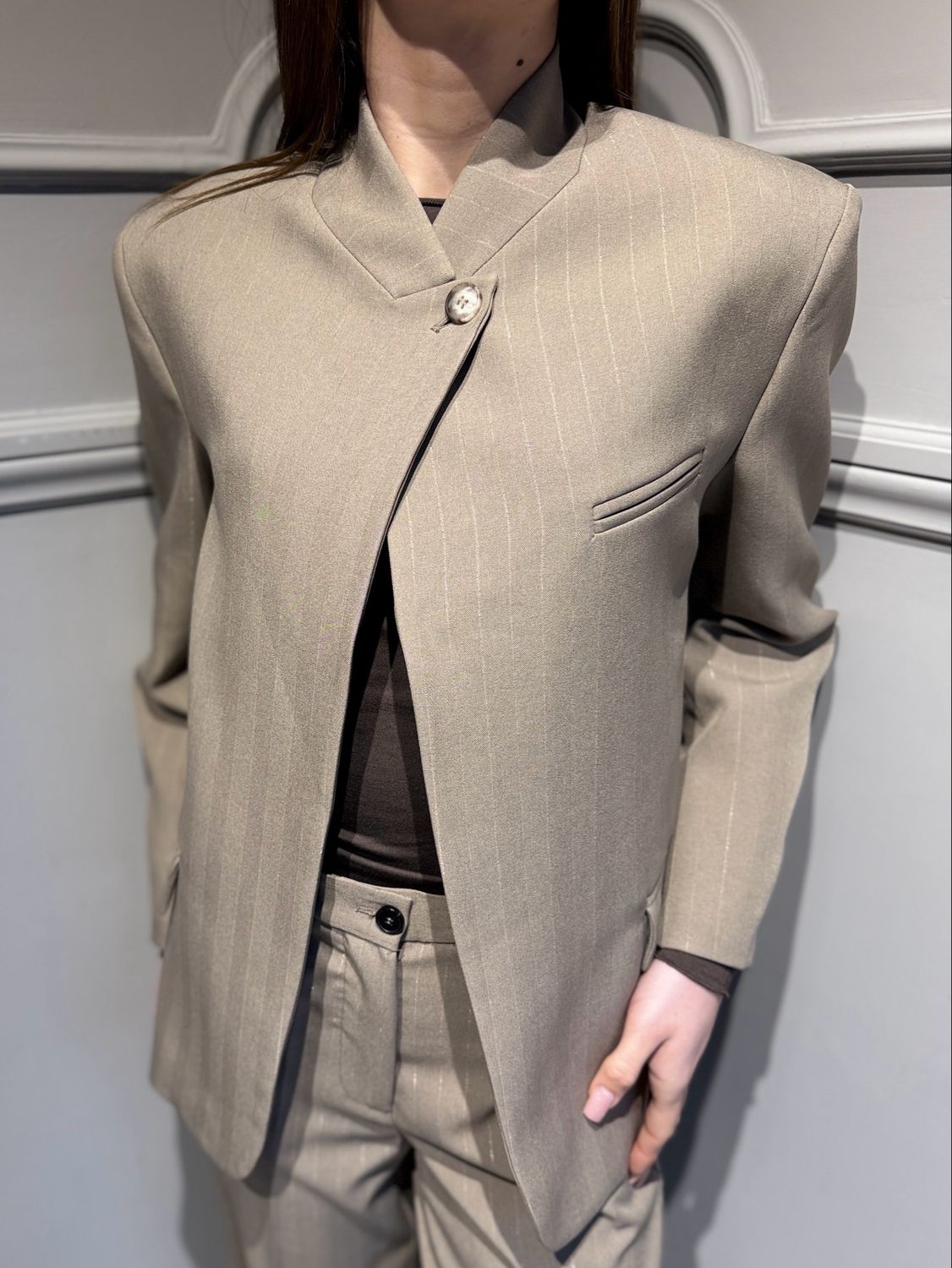 VICOLO - giacca collo alla coreana TAB1216 tortora