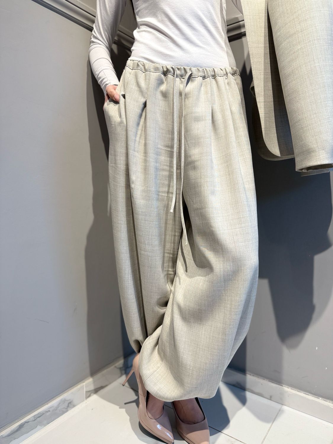 VICOLO - pantalone a palloncino con elastico in vita e alla caviglia TAB1213 sasso