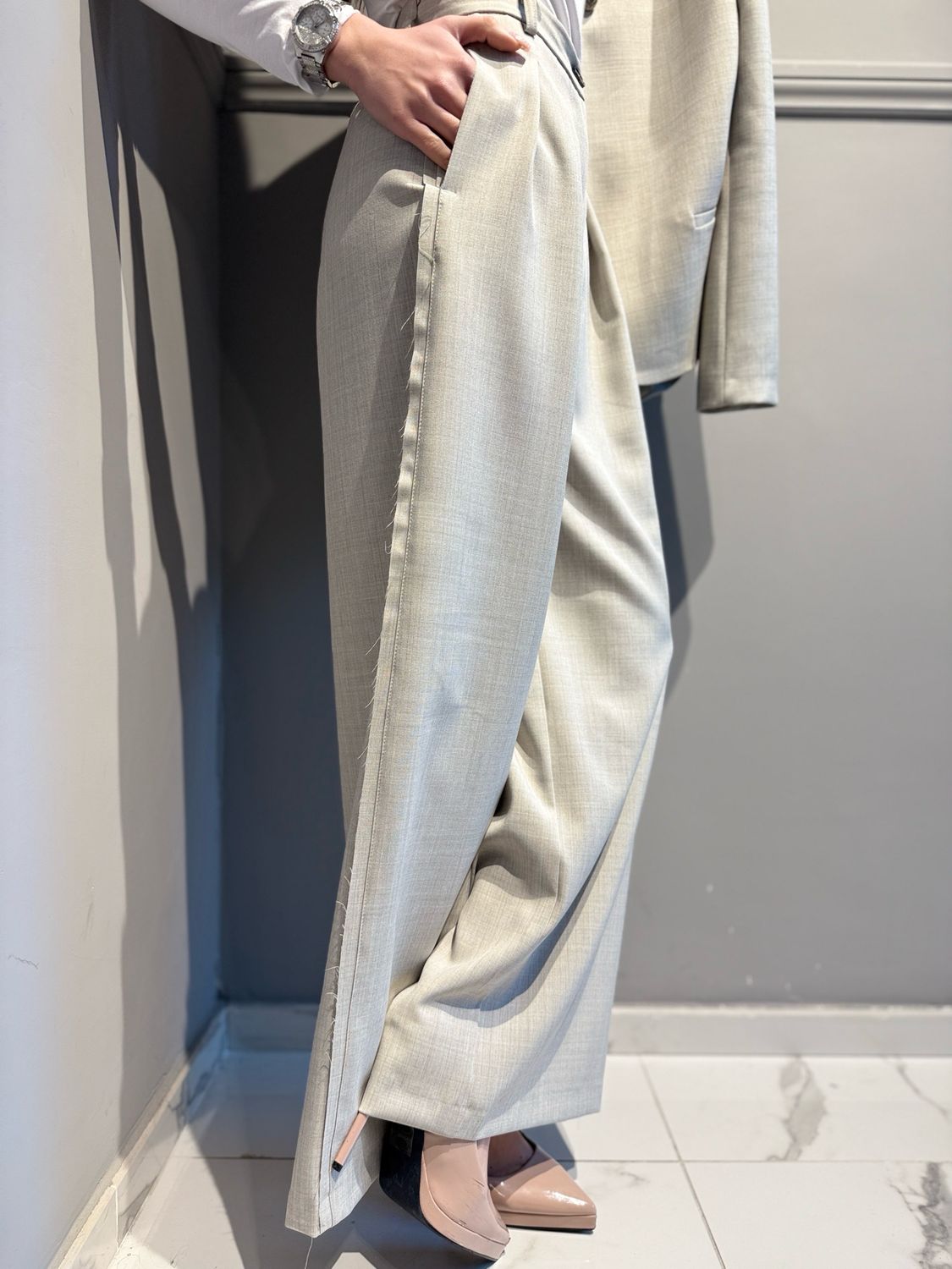 VICOLO - pantalone a palazzo con profili taglio vivo TAB1036 sasso