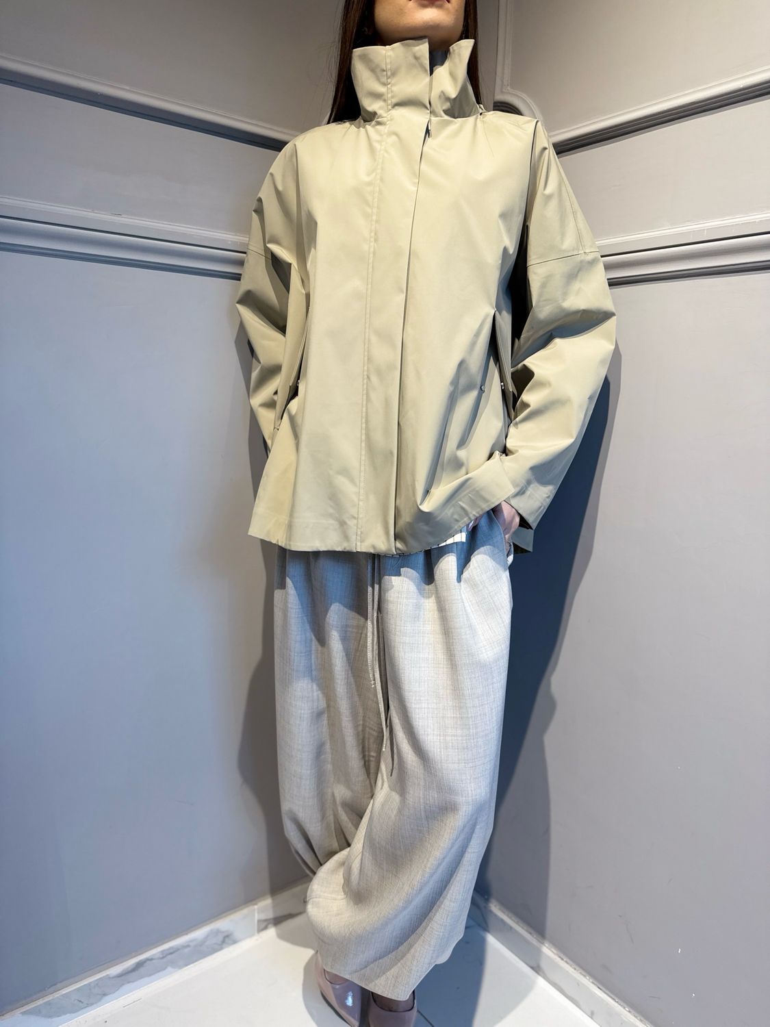 MM MAXMARA - giacca impermeabile in tessuto tecnico con cappuccio rimovibile PRESTON variante 011