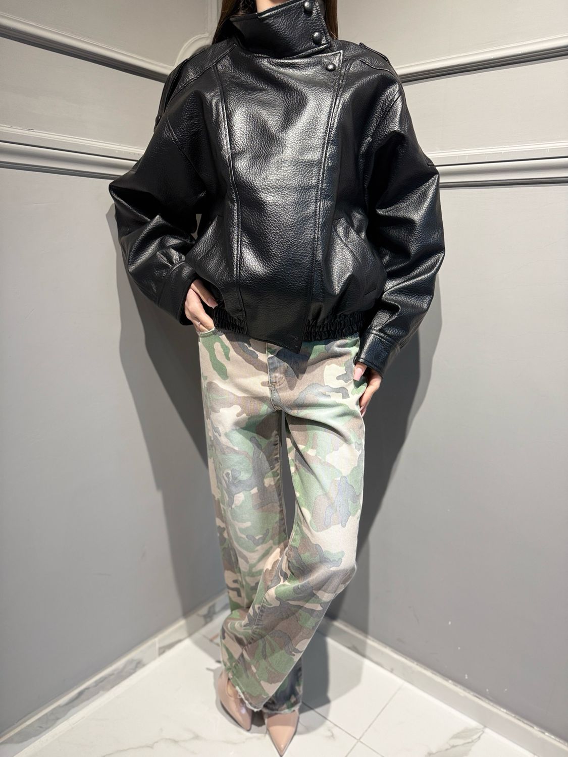 VICOLO - giacca bomber in ecopelle martellata TAB1307 nero