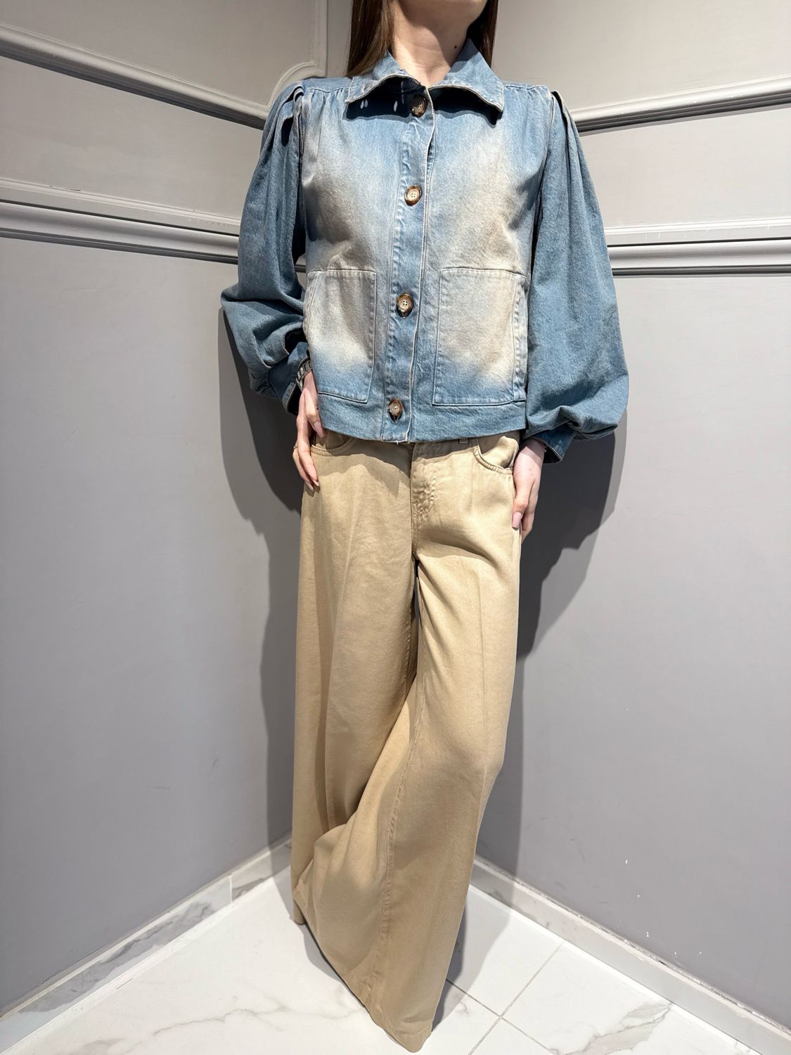 MOTEL - giacca in jeans con maniche a palloncino S26J112 variante unica
