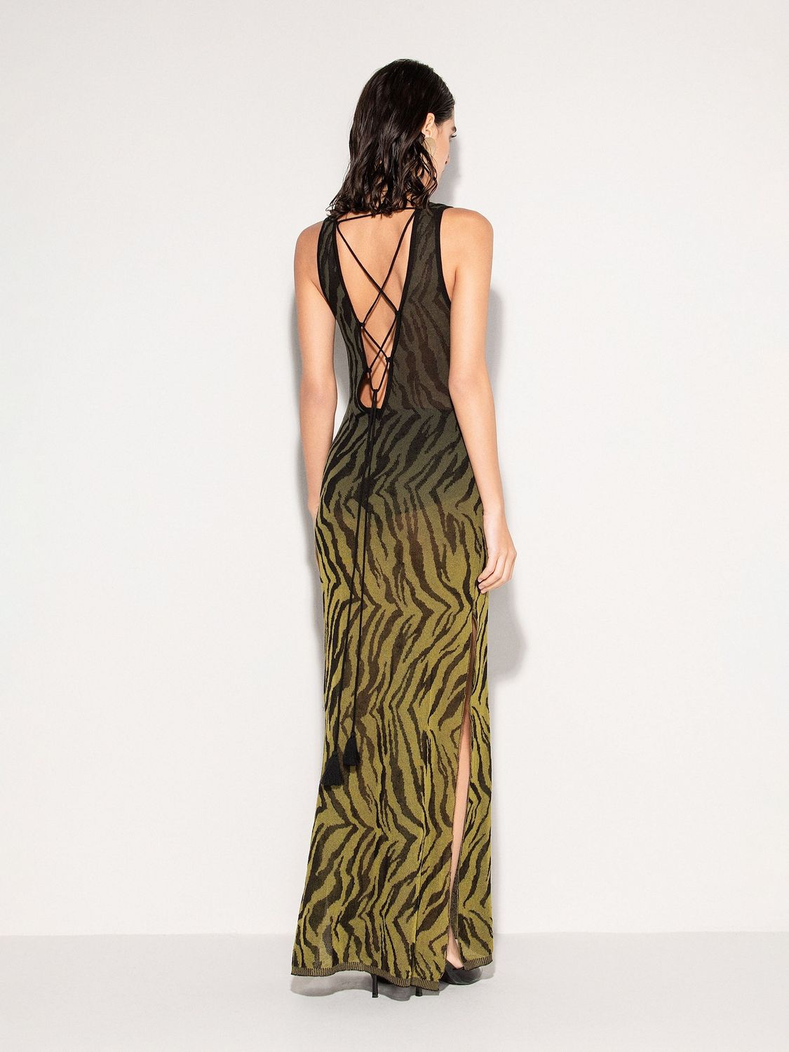 ABITO LUNGO AKEP CON STAMPA ANIMALIER SKU: VSKD13243  VERDE/NERO