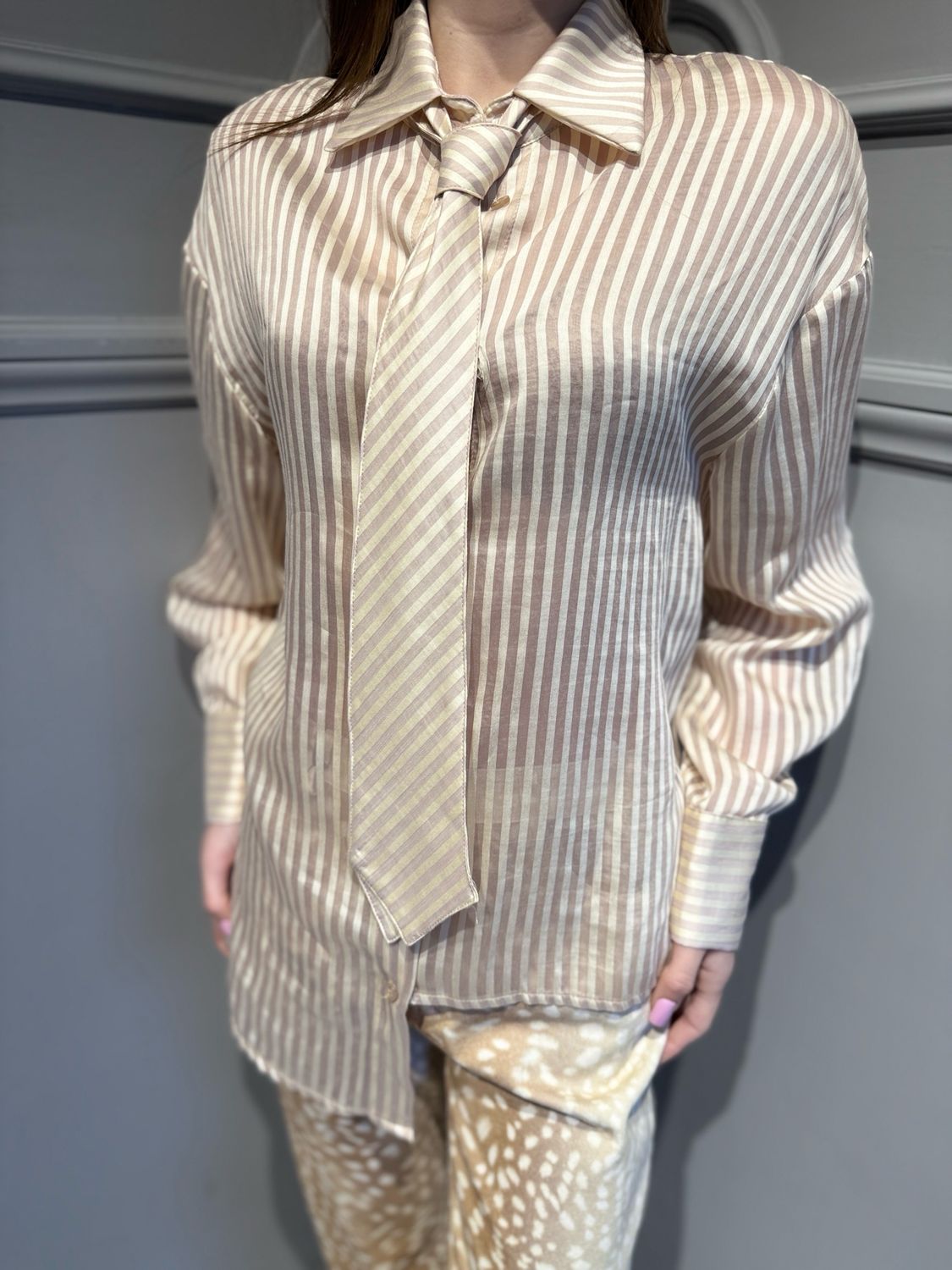 TENSIONE IN - camicia + cravatta chiusura asimmetrica PE260115 beige