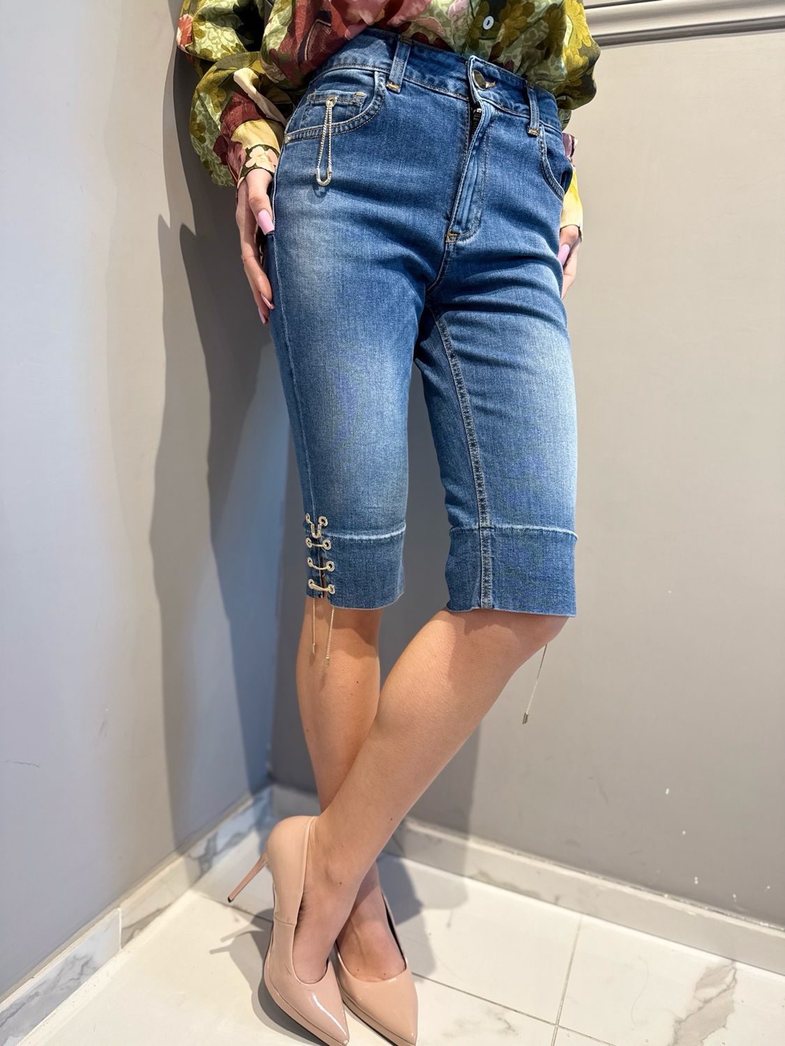 BABYLON - pinocchietto in jeans con applicazioni