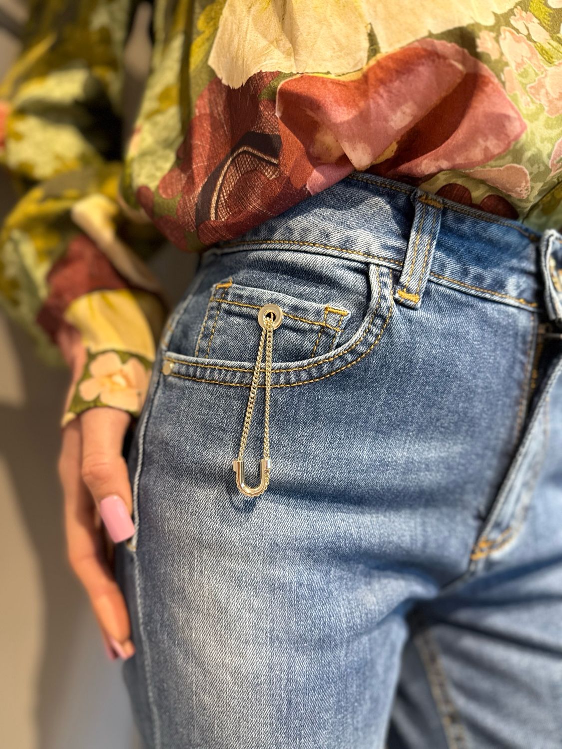 BABYLON - pinocchietto in jeans con applicazioni