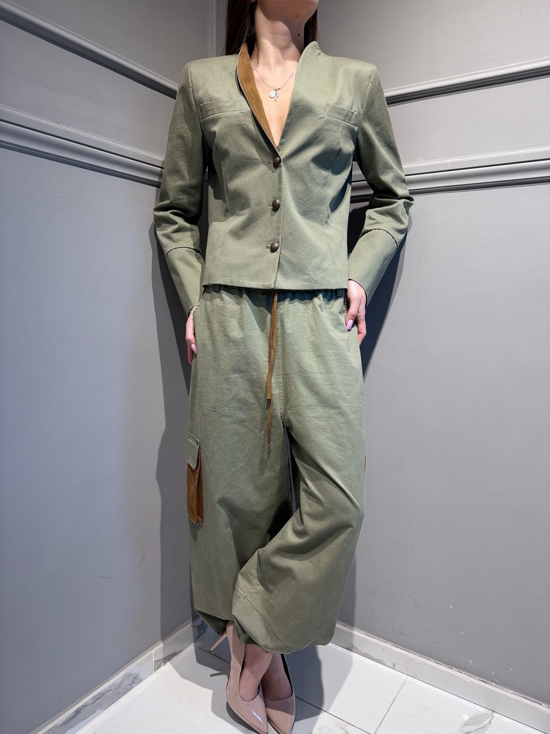 MOTEL - giacca avvitata in cotone e inserti in renna 38970G verde militare