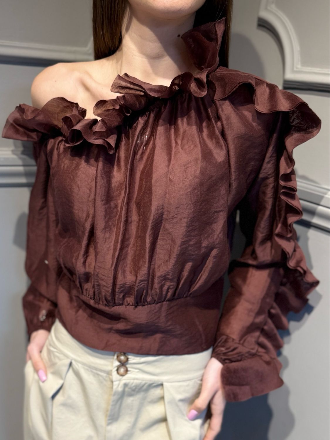 TENSIONE IN - blusa rouches PE260125 moro