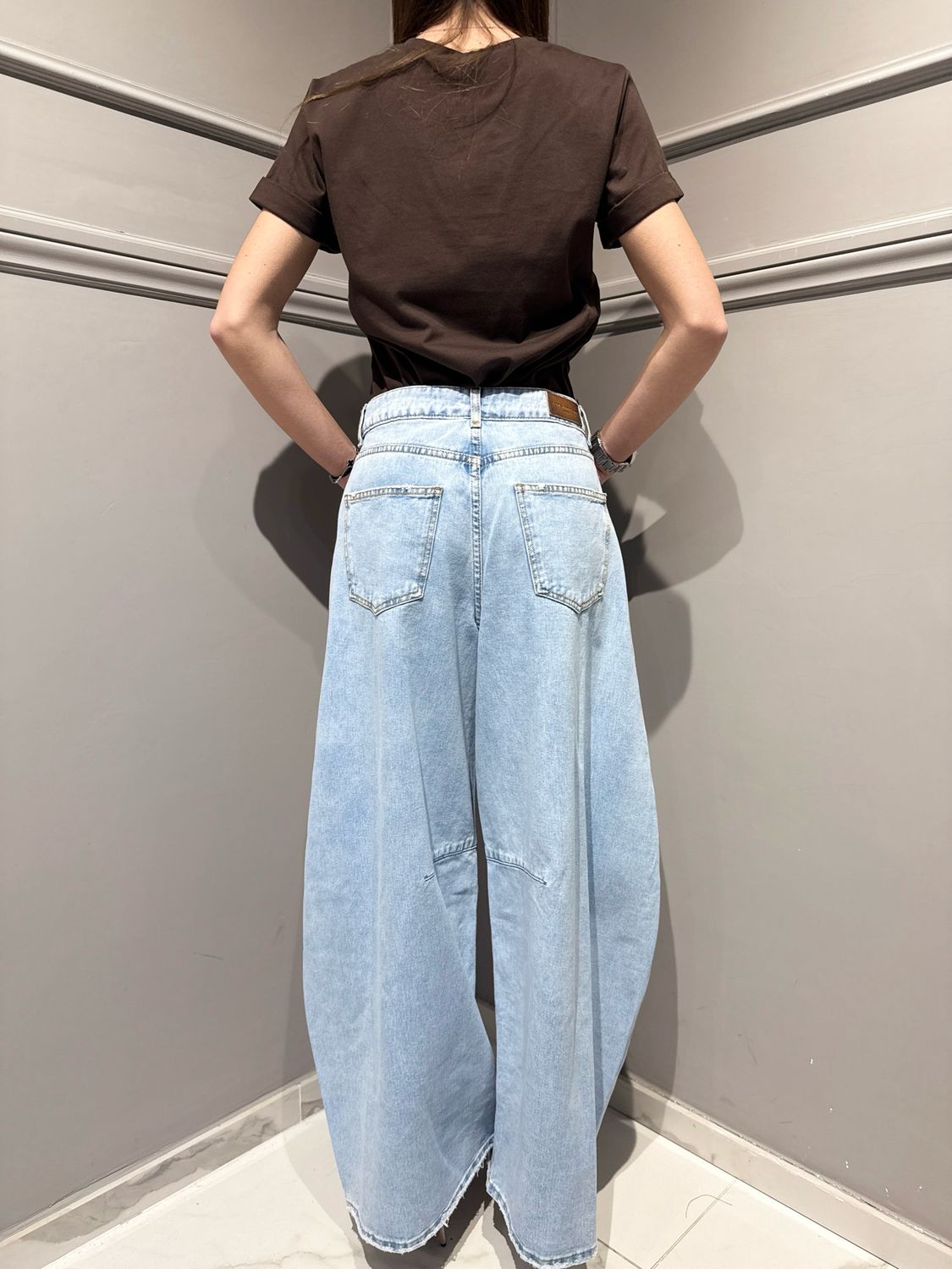 TENSIONE IN - jeans P314J119W642 Louvre variante unica