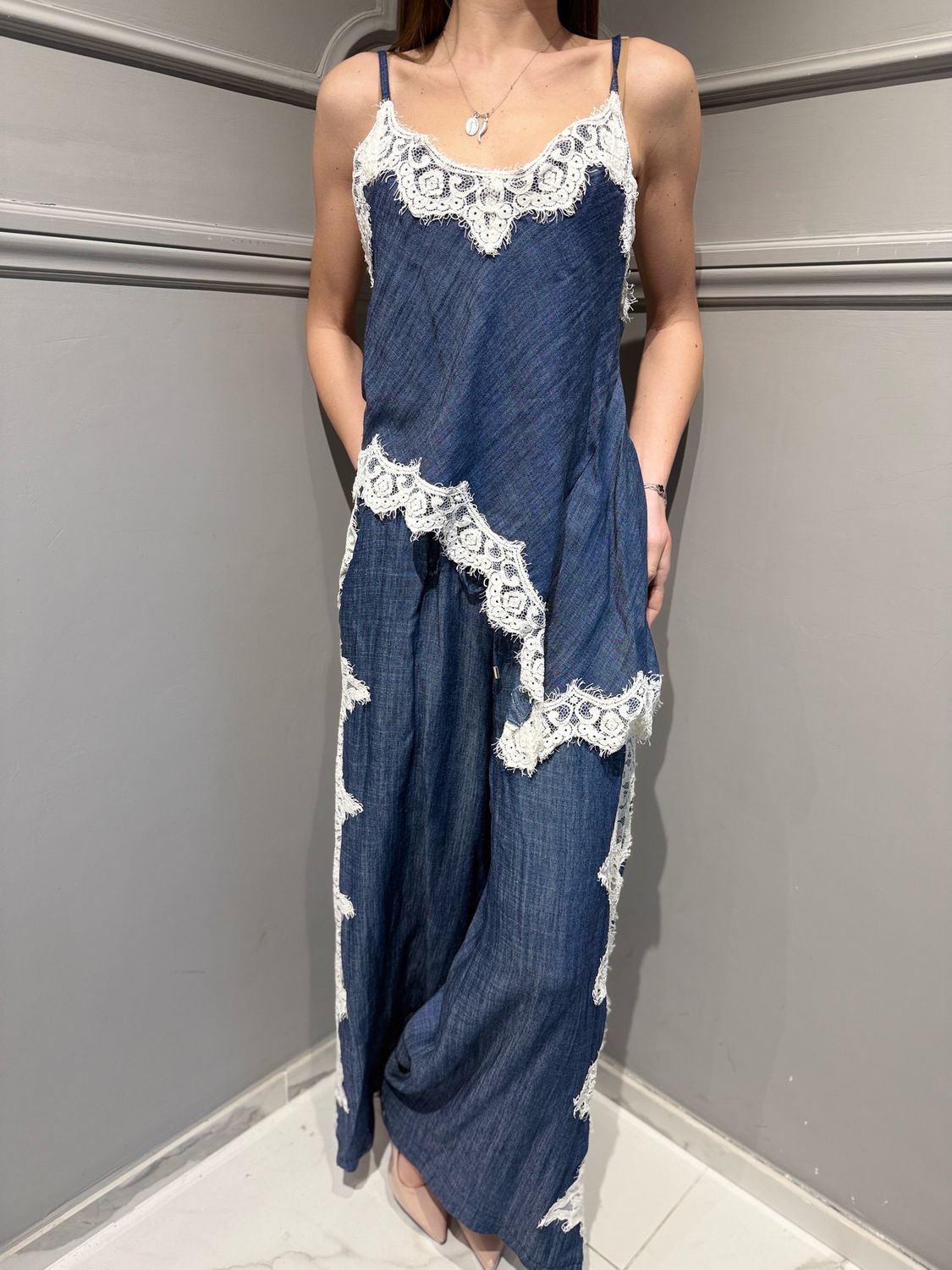 MOTEL - top con inserti in pizzo S26TB79 blu/bianco