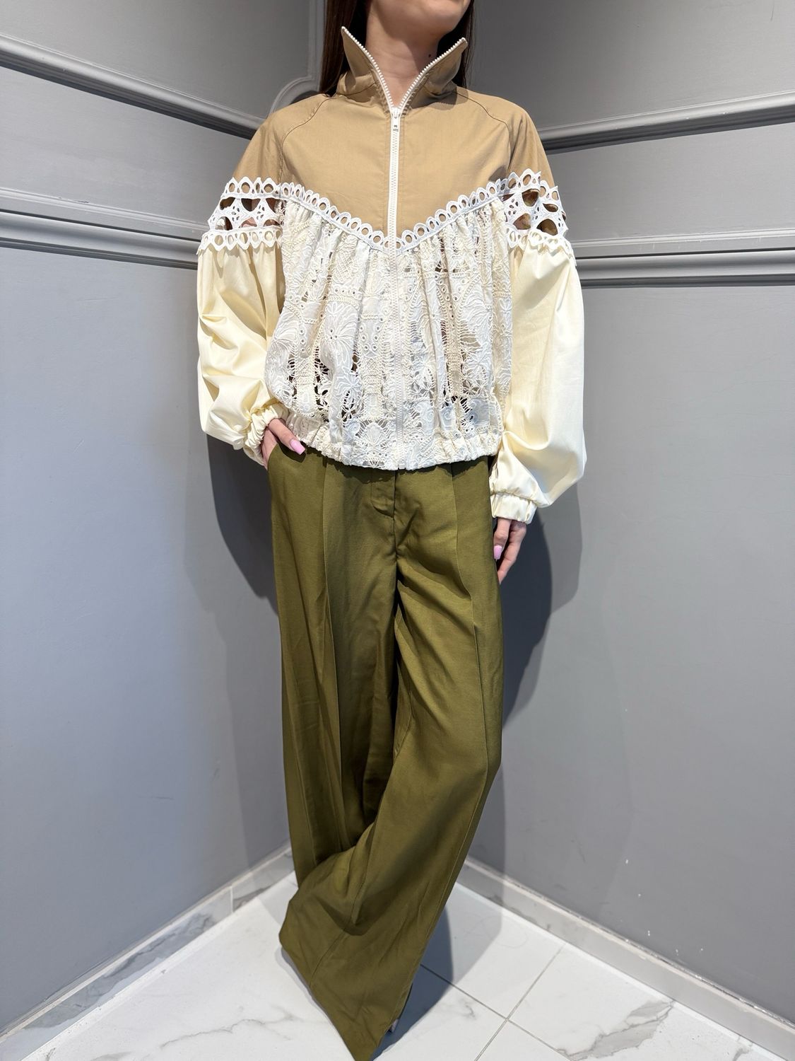 TENSIONE IN - bomber in cotone e pizzo 39045 panna/beige