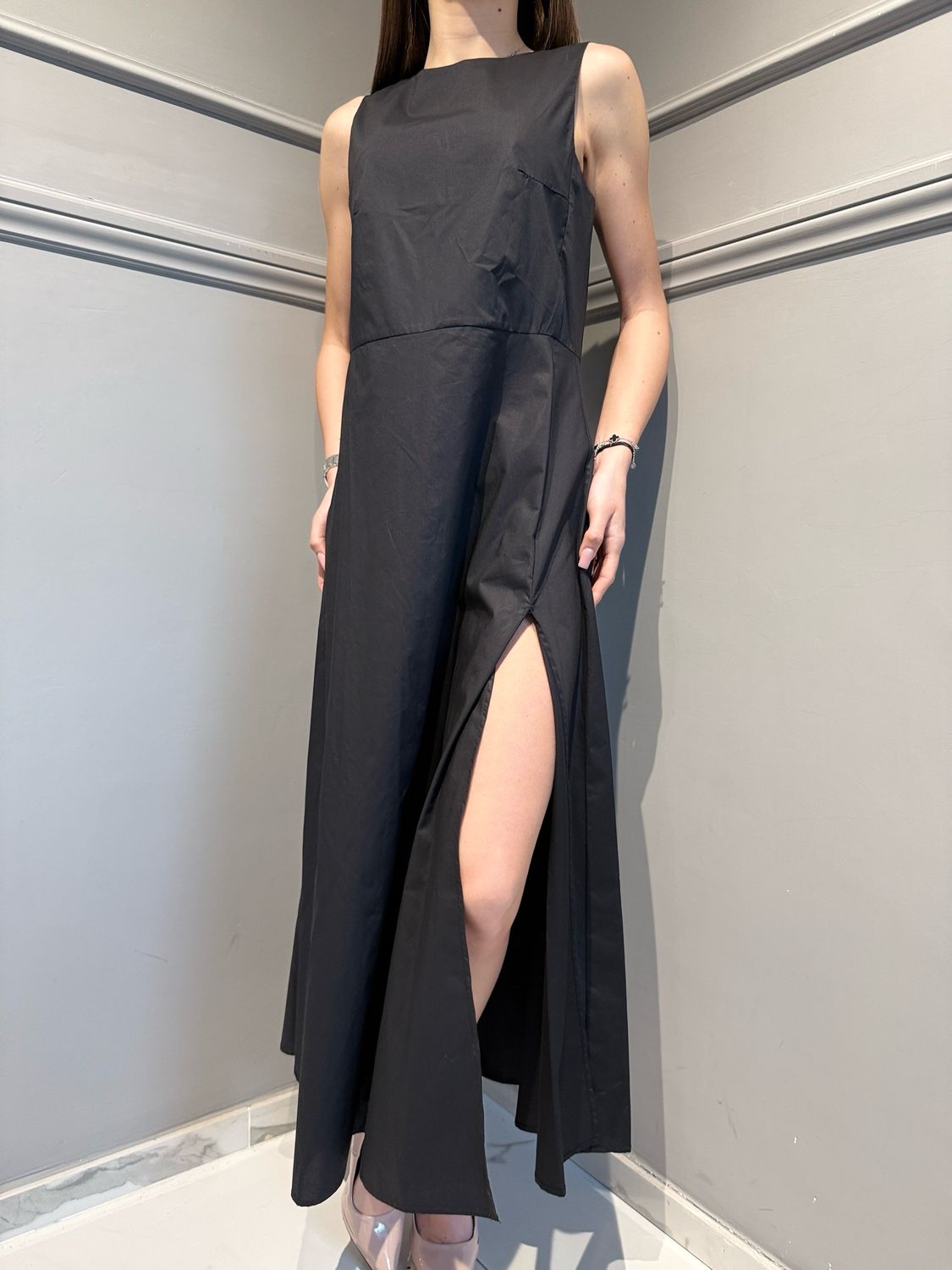 VICOLO - abito in popeline di cotone con spacco TAB1814 nero