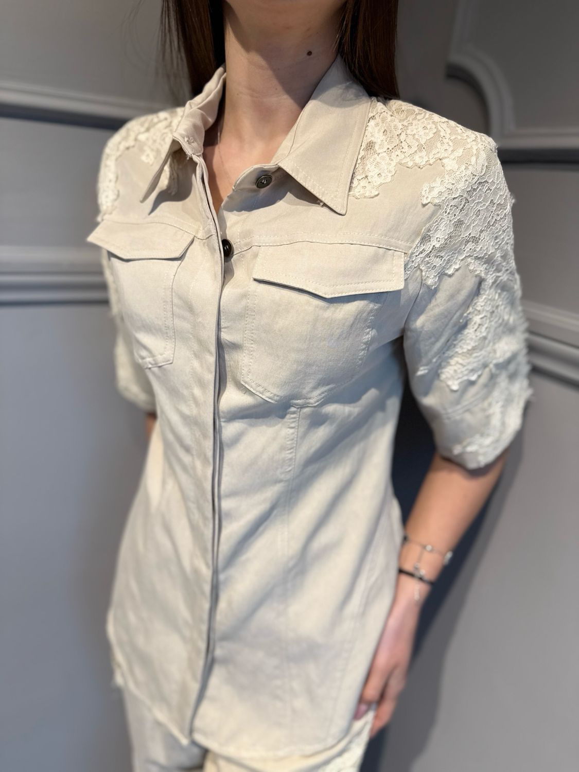 MOTEL - camicia avvitata con inserti in pizzo PX1144 sand