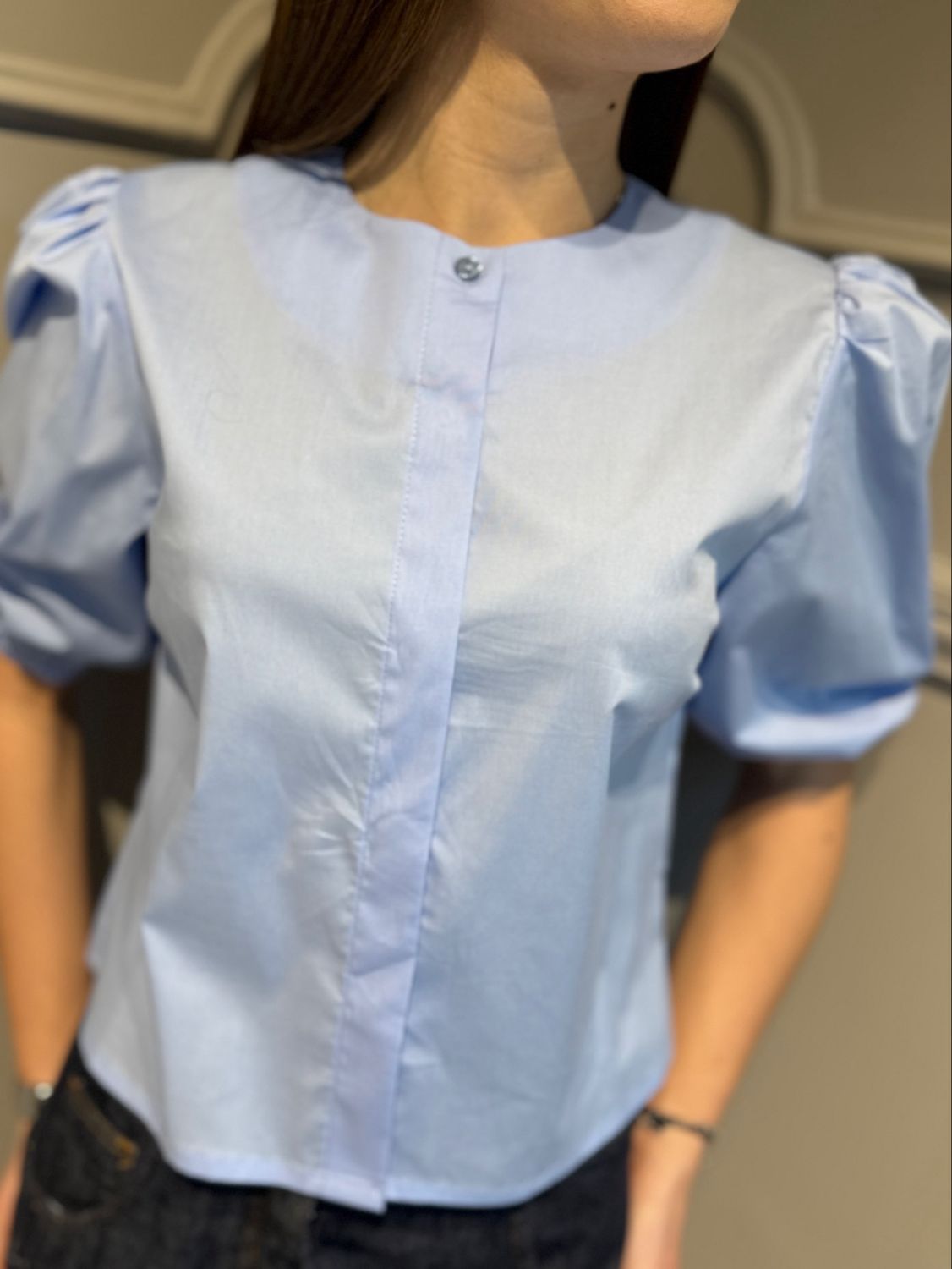 TENSIONE IN - camicia in popeline di cotone con maniche a sbuffo celeste 26C4718