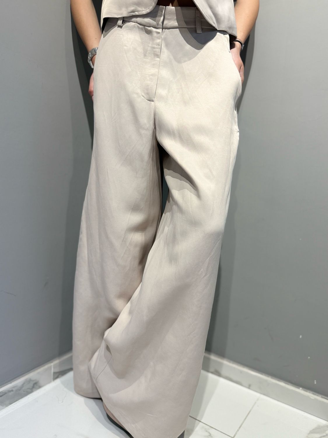 MOTEL - pantalone a palazzo con tasche S26PA96 sabbia