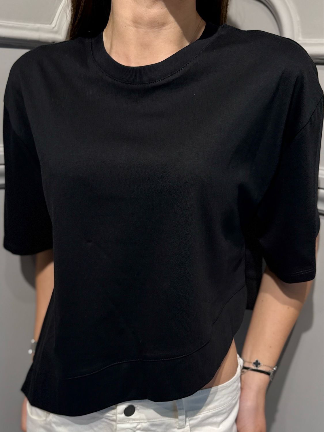 VICOLO - t-shirt taglio sbiego UAB0281 nero