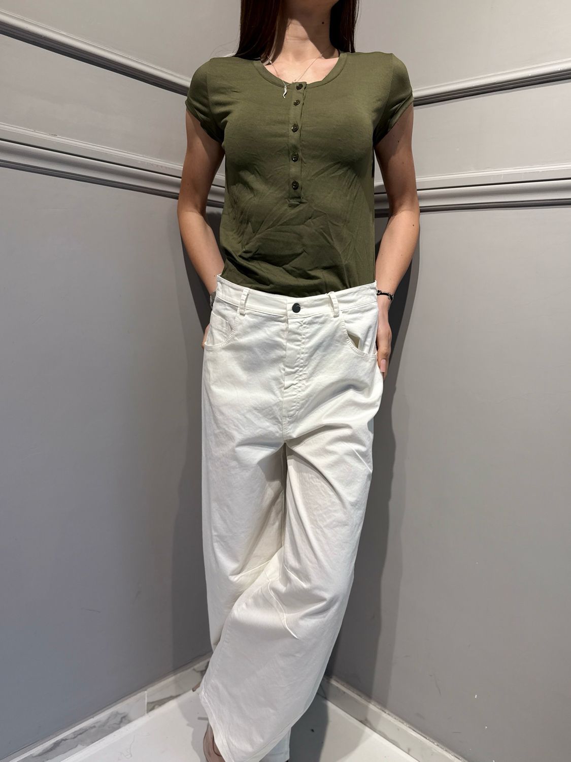 VICOLO - t-shirt chester UAB0225 verde militare