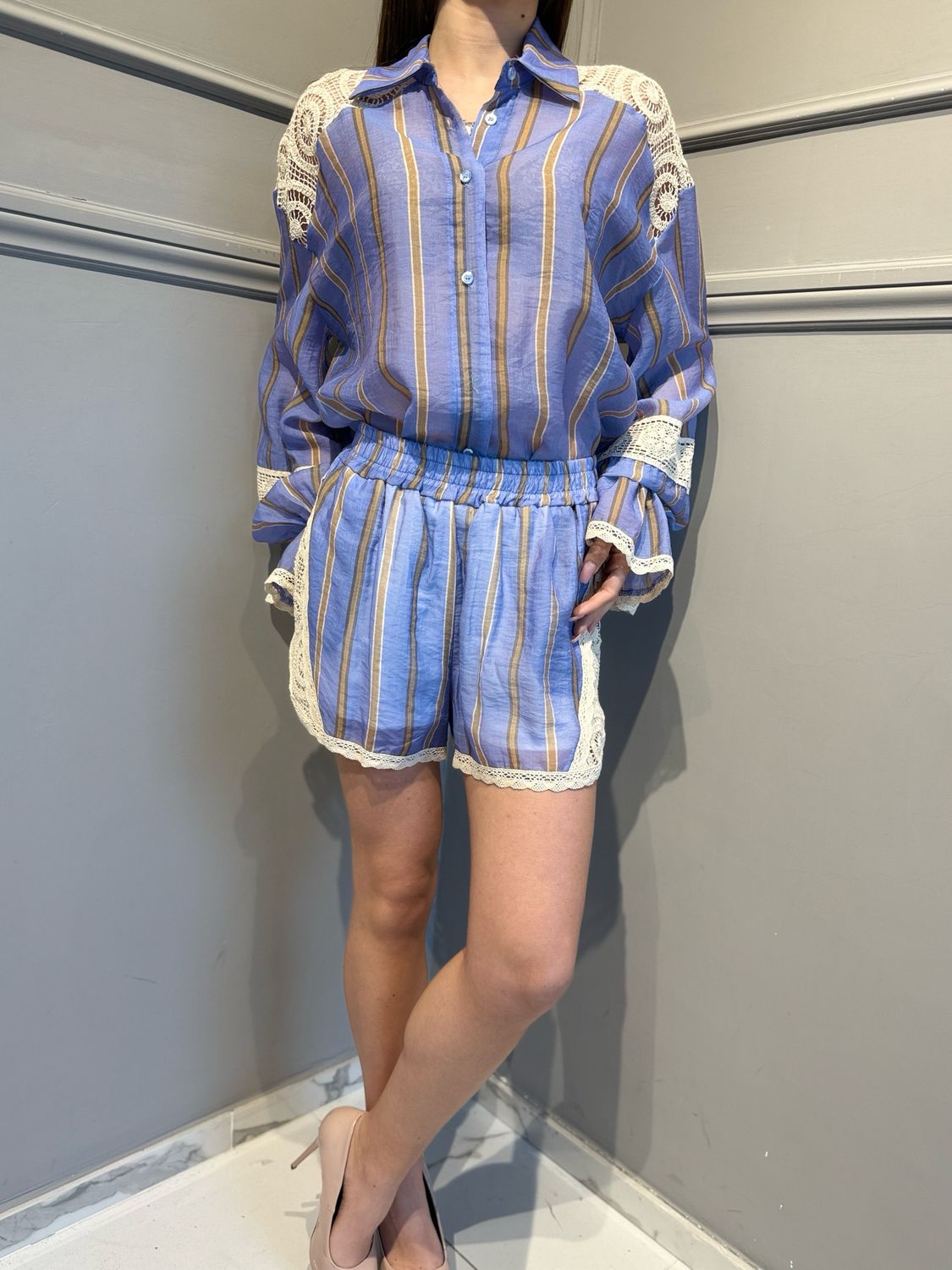 HAVE ONE - pantaloncino con inserì in pizzo macrame’ PVS-Q513 cammello/celeste