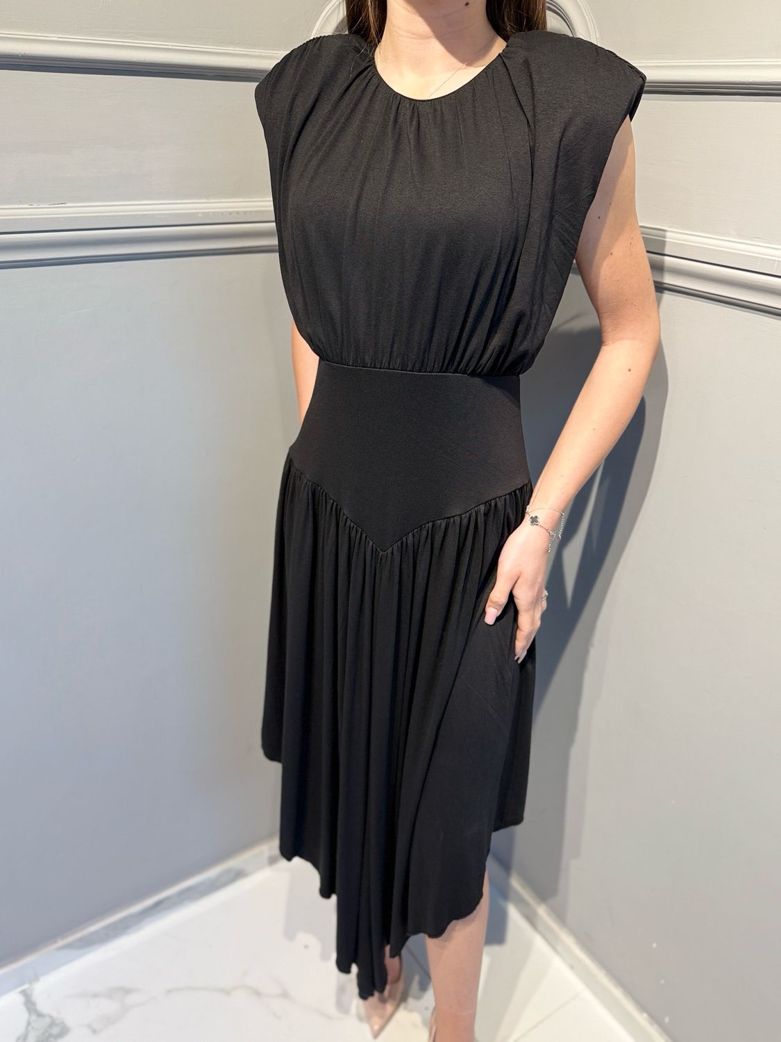 TENSIONE IN - abito in Jersey elasticizzato 39199 nero