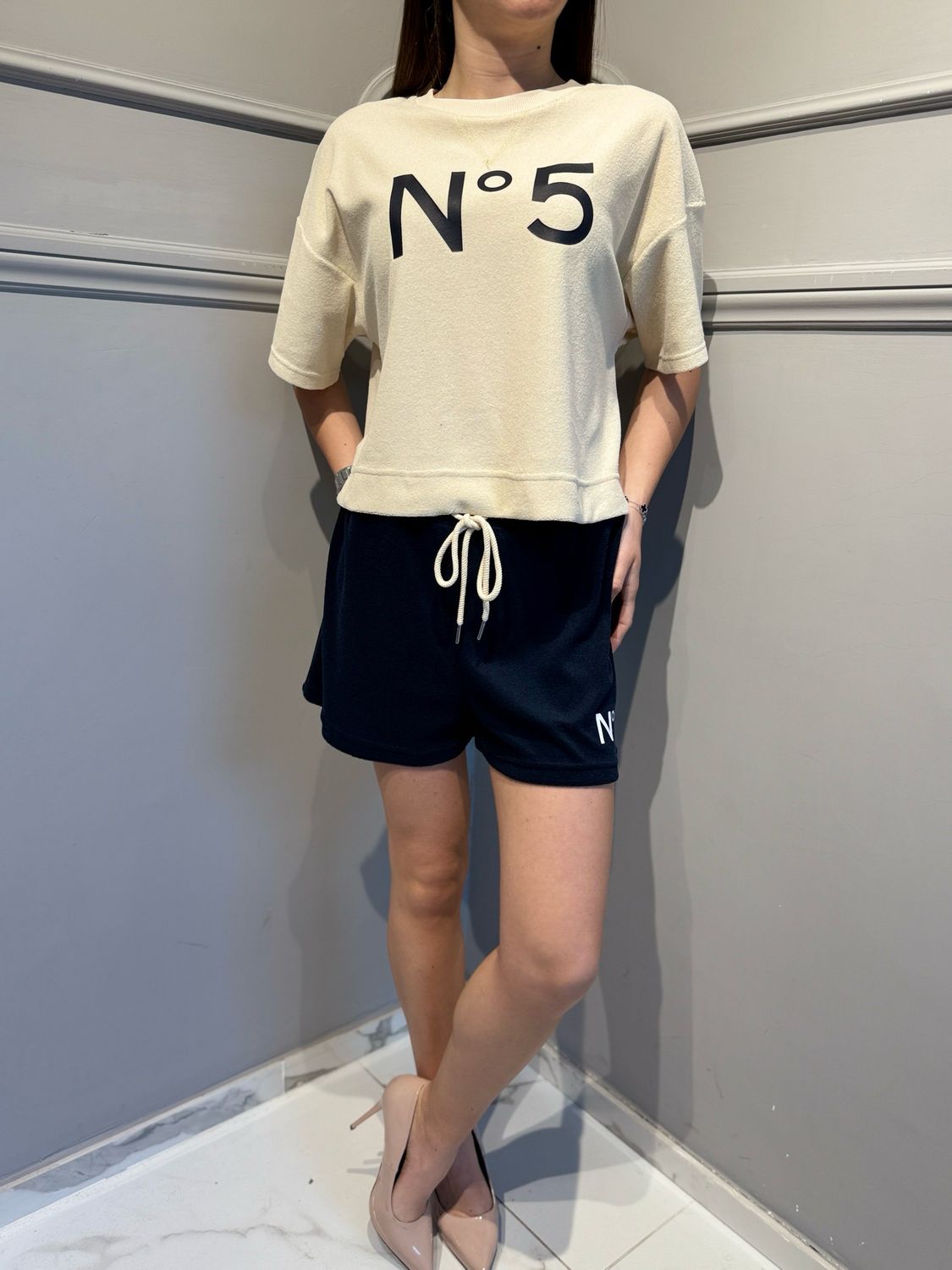 TENSIONE IN - maglia numero 5 26M4904 beige/blu