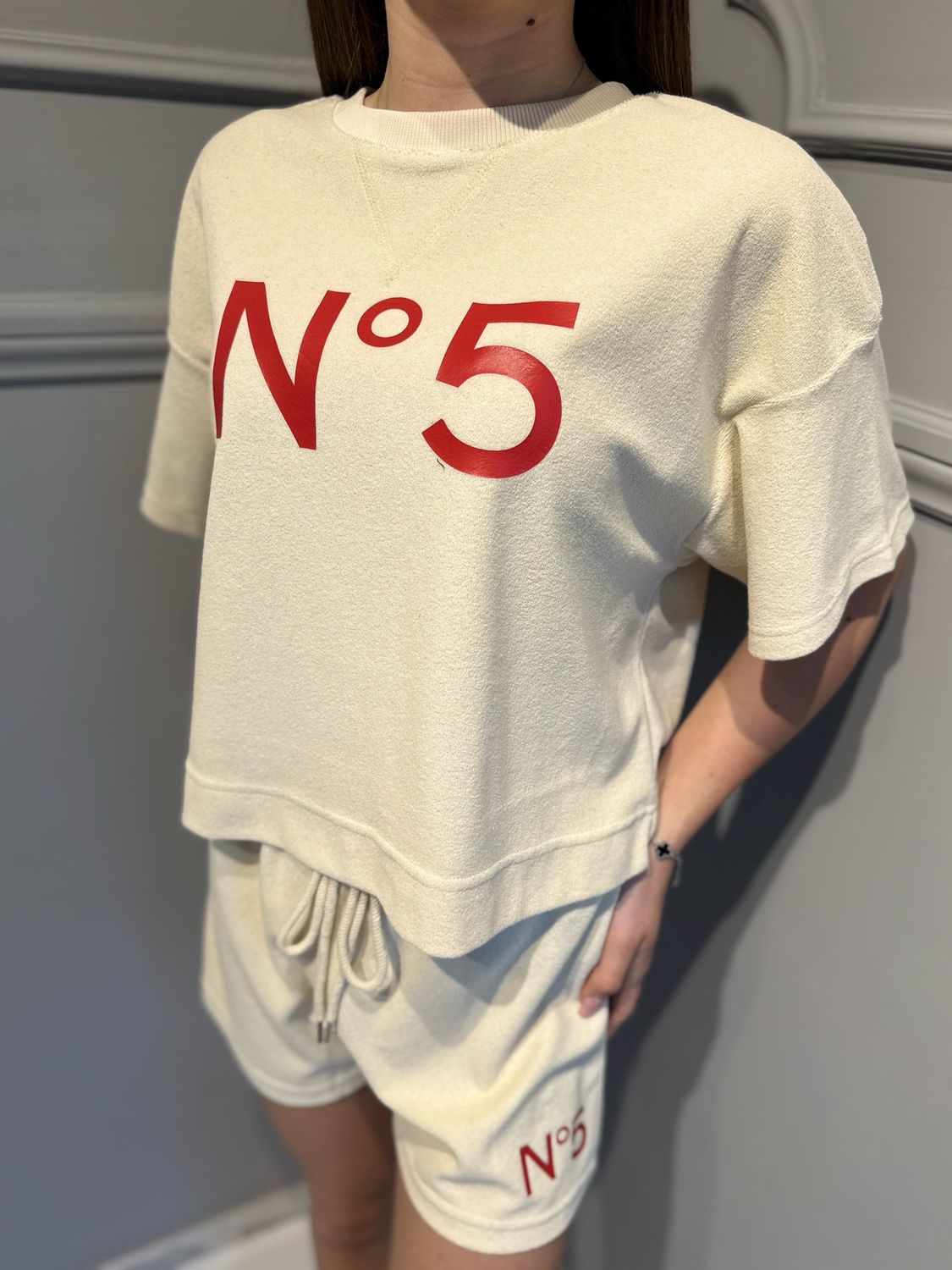 TENSIONE IN - maglia in spugna numero 5 26M4904 beige/rosso