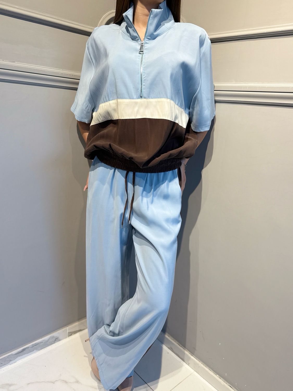 MOTEL - maglia con zip 26M4846 celeste/moro/gesso