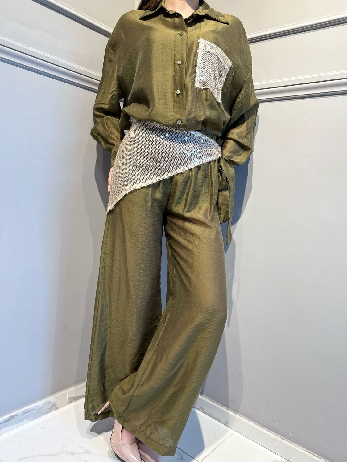 TENSIONE IN - pantalone con bandana in paillettes PE260202 verde/burro