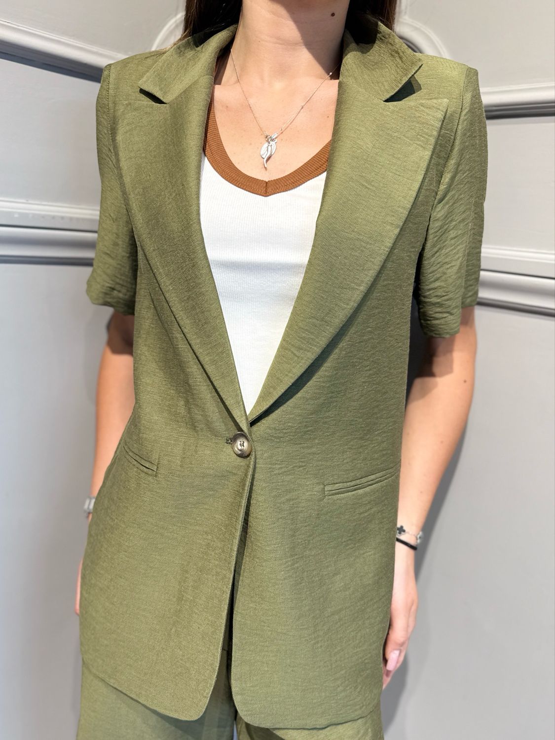 HAVE ONE - giacca maniche corte in viscosa e lino JIA-Q136 verde militare