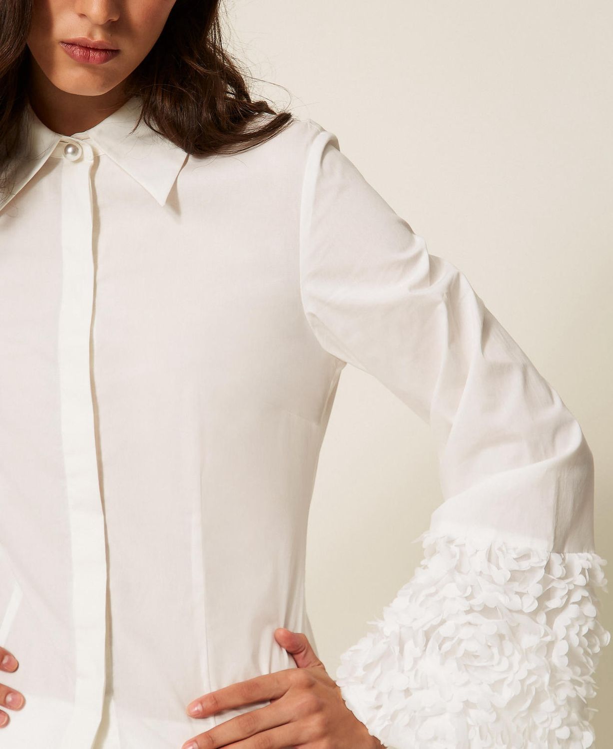 TWINSET ACTITUDE - Camicia in popeline e tulle con fiori bianco
