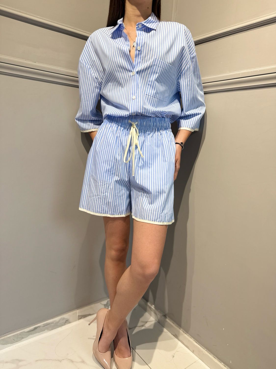 VICOLO - pantaloncino con elastico in vita TAB2356 azzurro/naturale
