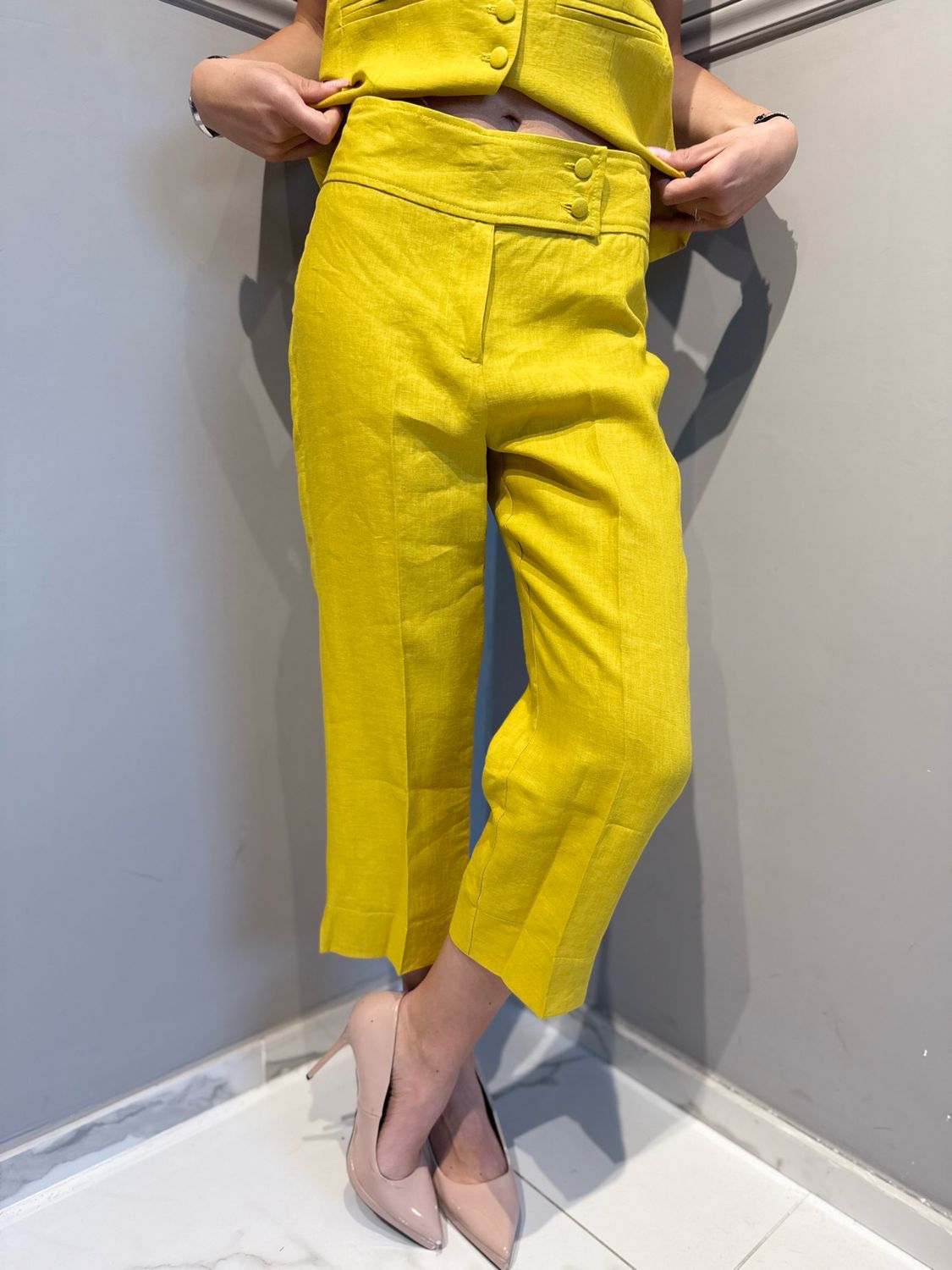 VICOLO - pantalone alla Capri in puro lino TAB1595 mimosa