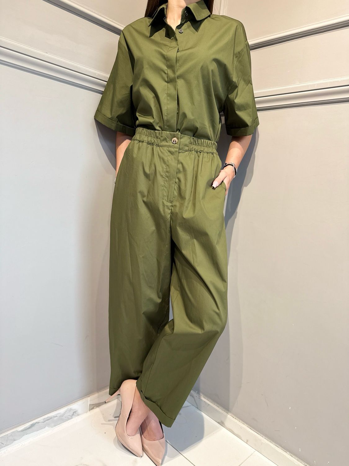 TENSIONE IN - pantalone in popeline di cotone 26P4936 verde militare