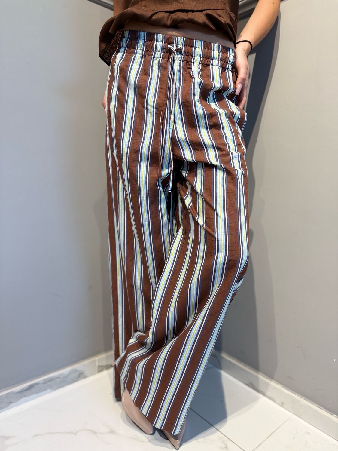 VICOLO - pantalone a palazzo con laccio a righe TAB2443 tabacco/naturale
