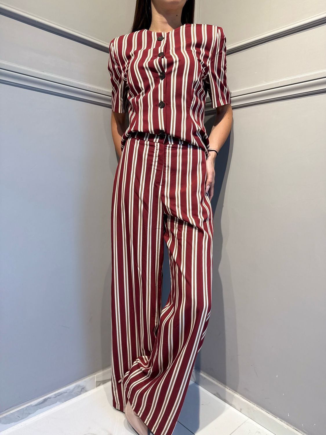 MOTEL - pantalone a righe a palazzo elastico dietro 26P5209 bordò