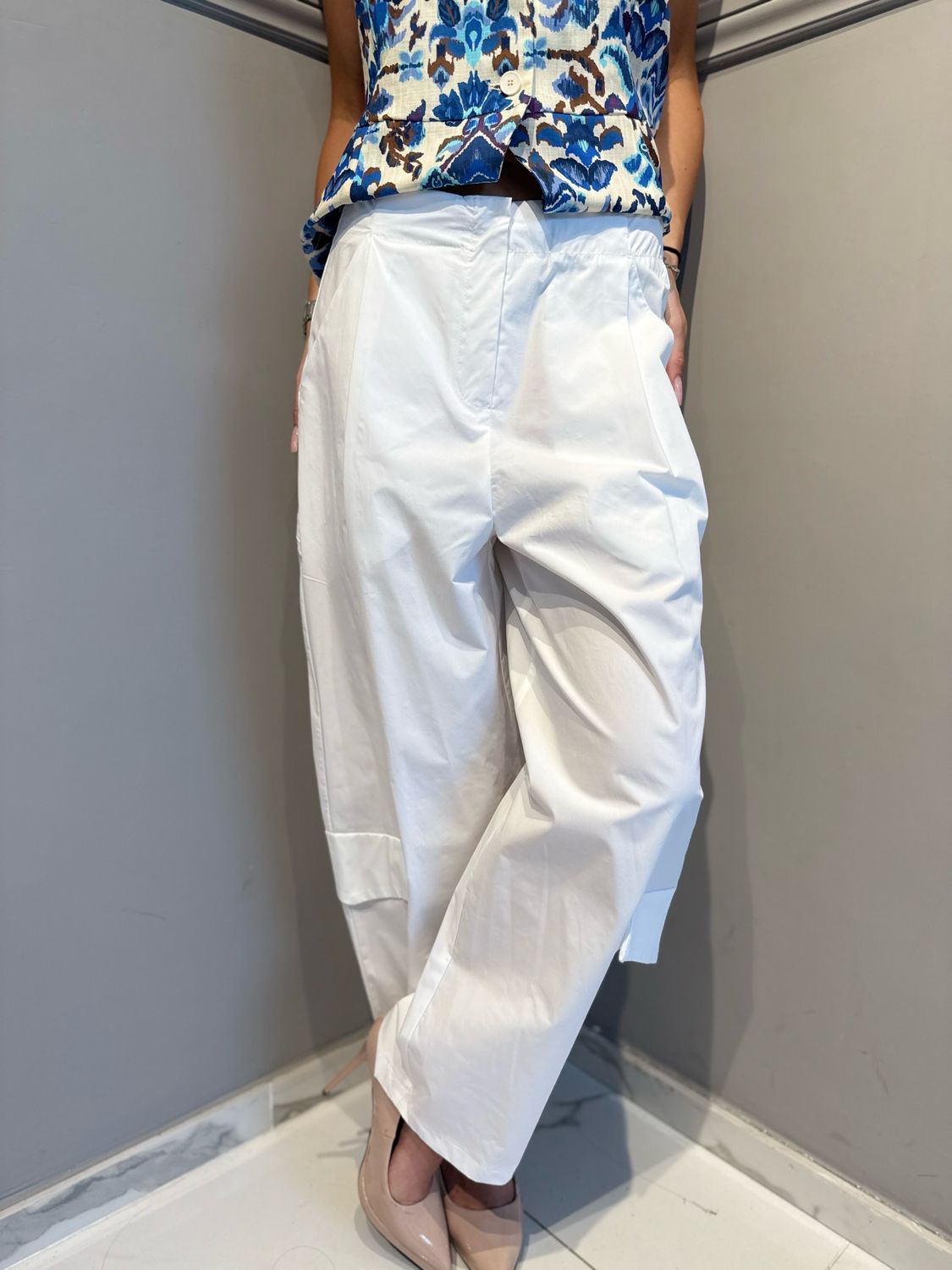 MOTEL - pantalone in cotone parachute 26P5223 bianco