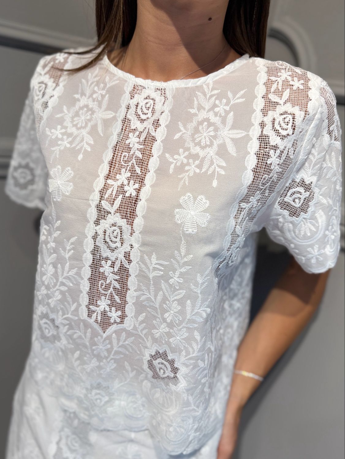 TENSIONE IN - blusa ricamata 38439 bianca