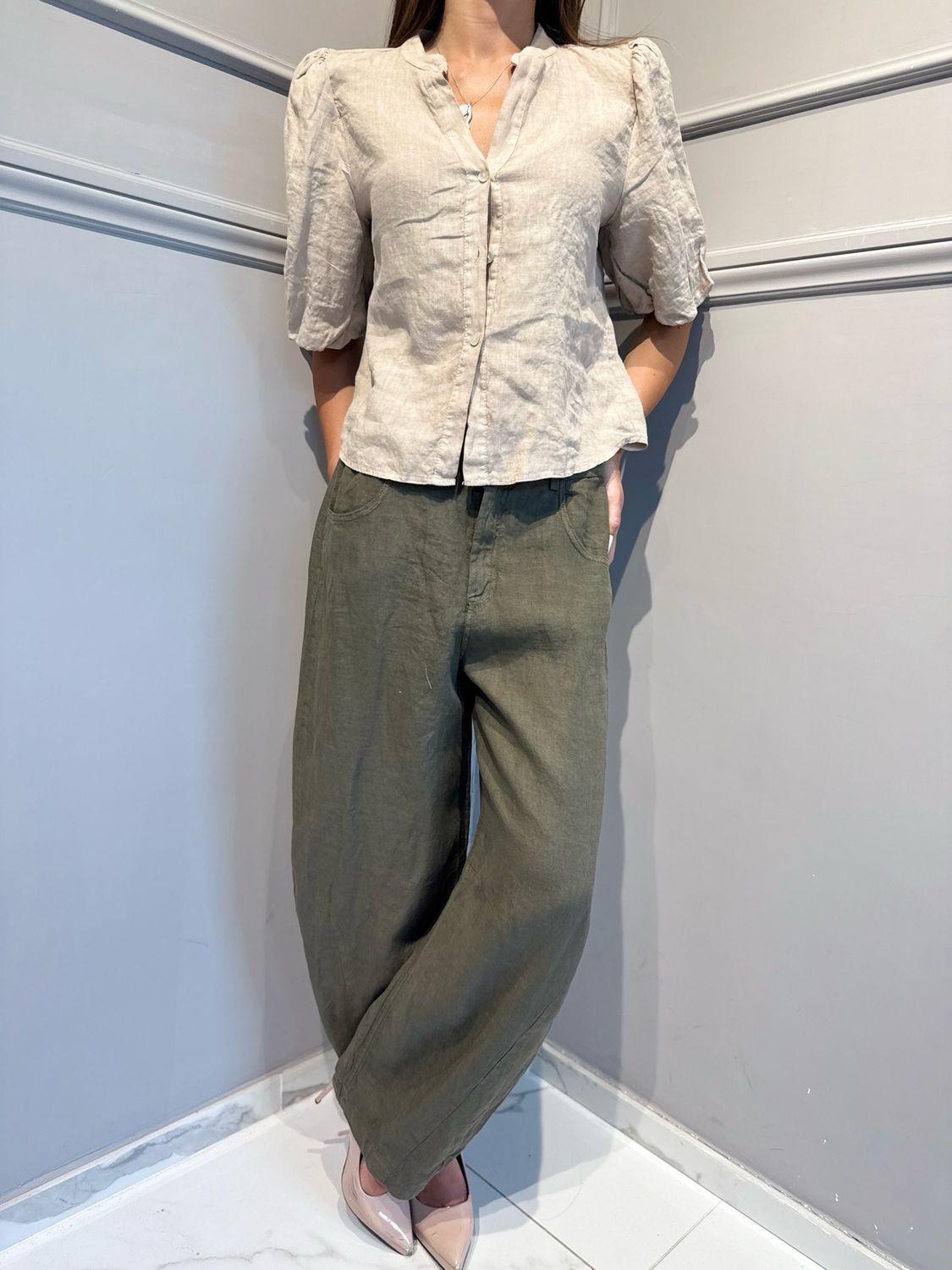 TENSIONE IN - pantalone Baloon in puro lino S26PE58 verde militare