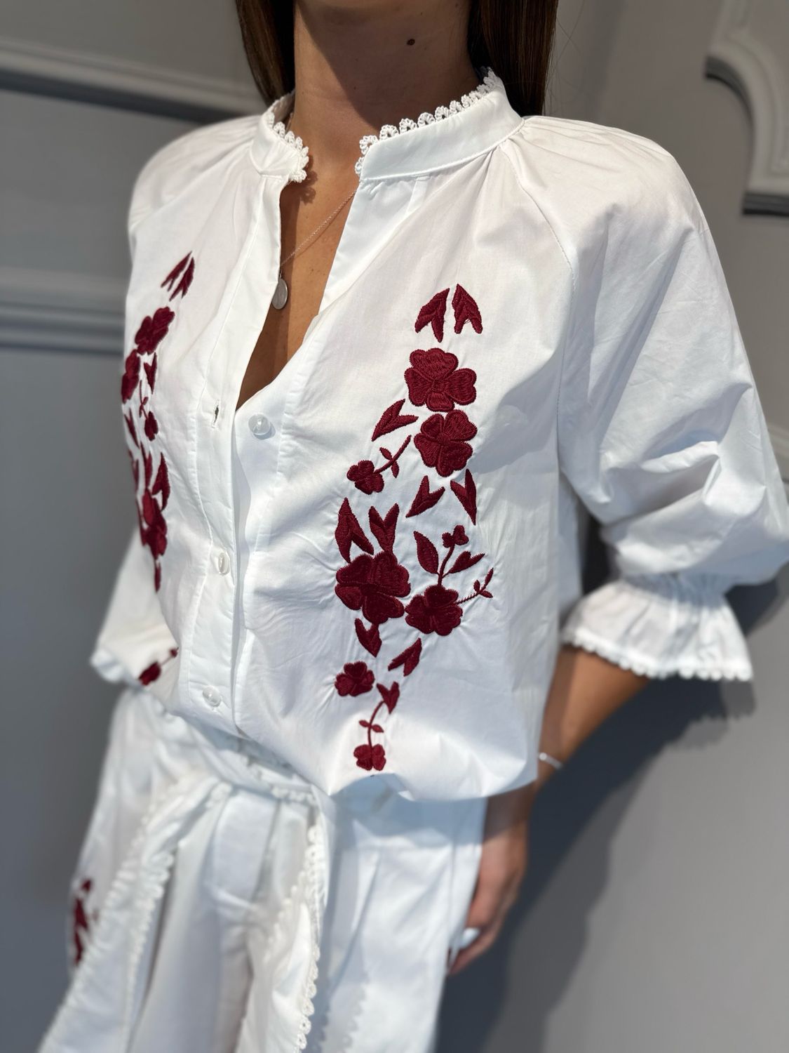 TENSIONE IN - camicia con ricamo ZG1760 bianco/india